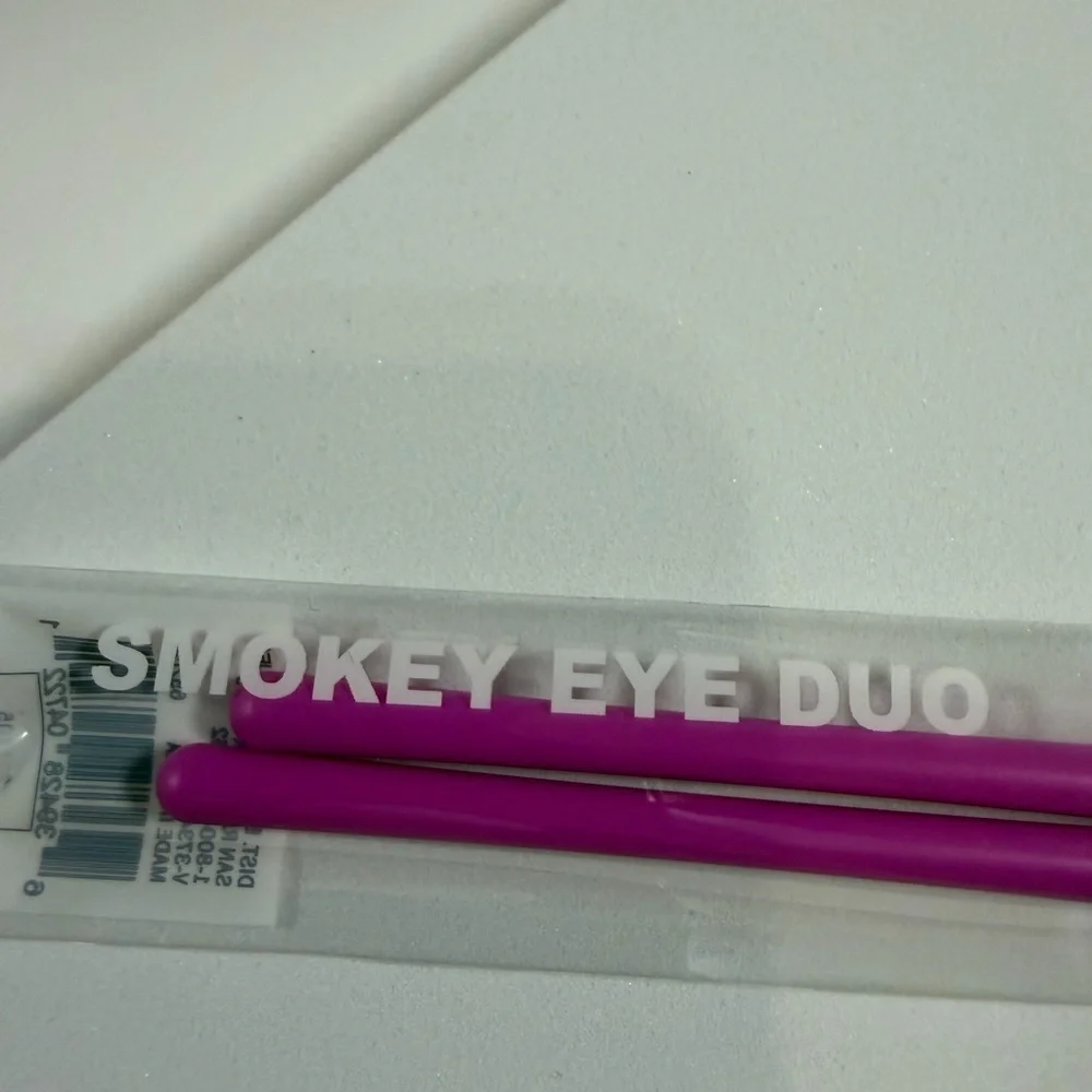 🩷5/$10🩷 Smokey eye duo